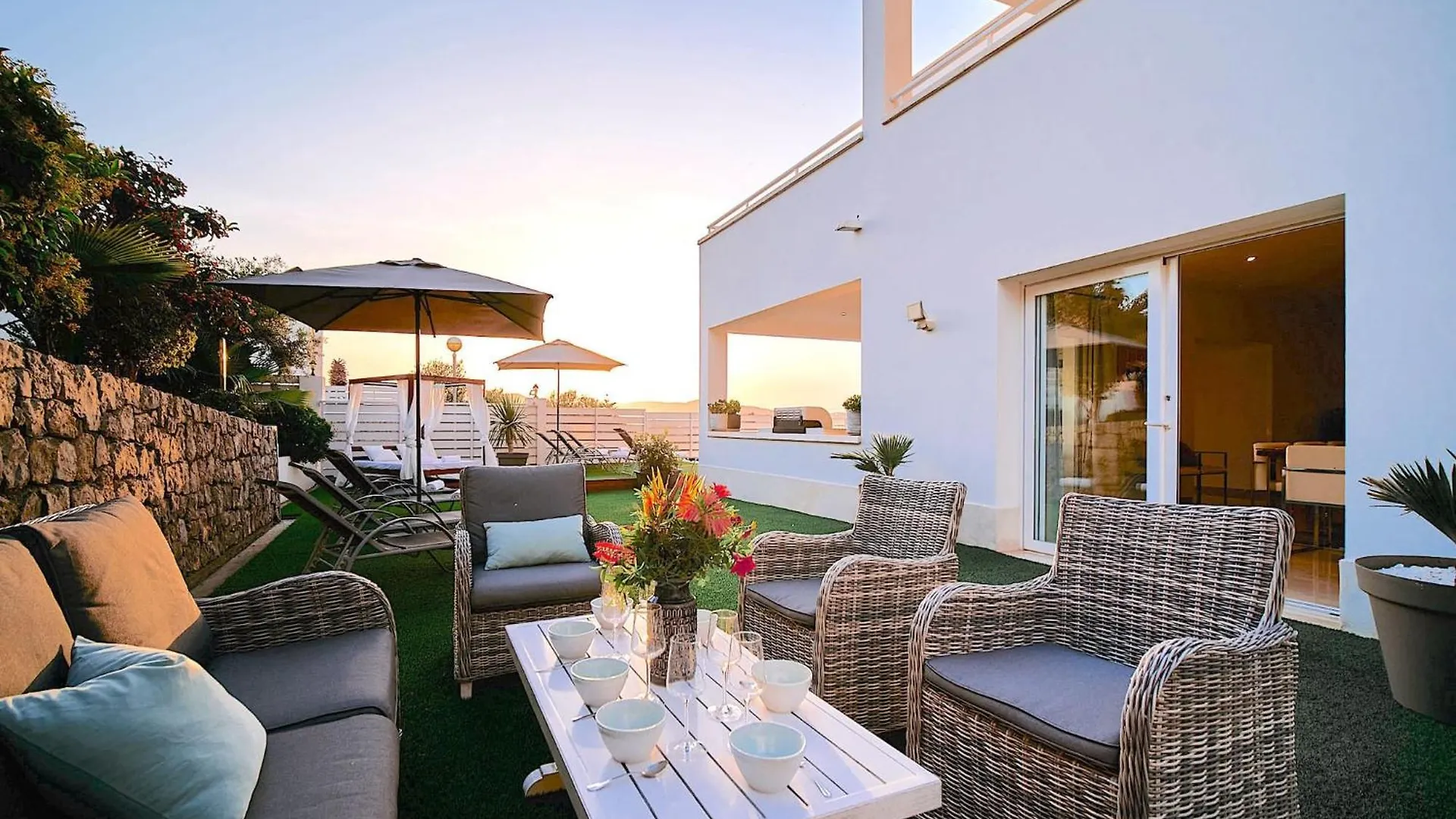 Inibiza Villas - Villa Romeo Santa Eularia des Riu 0*,  Španělsko